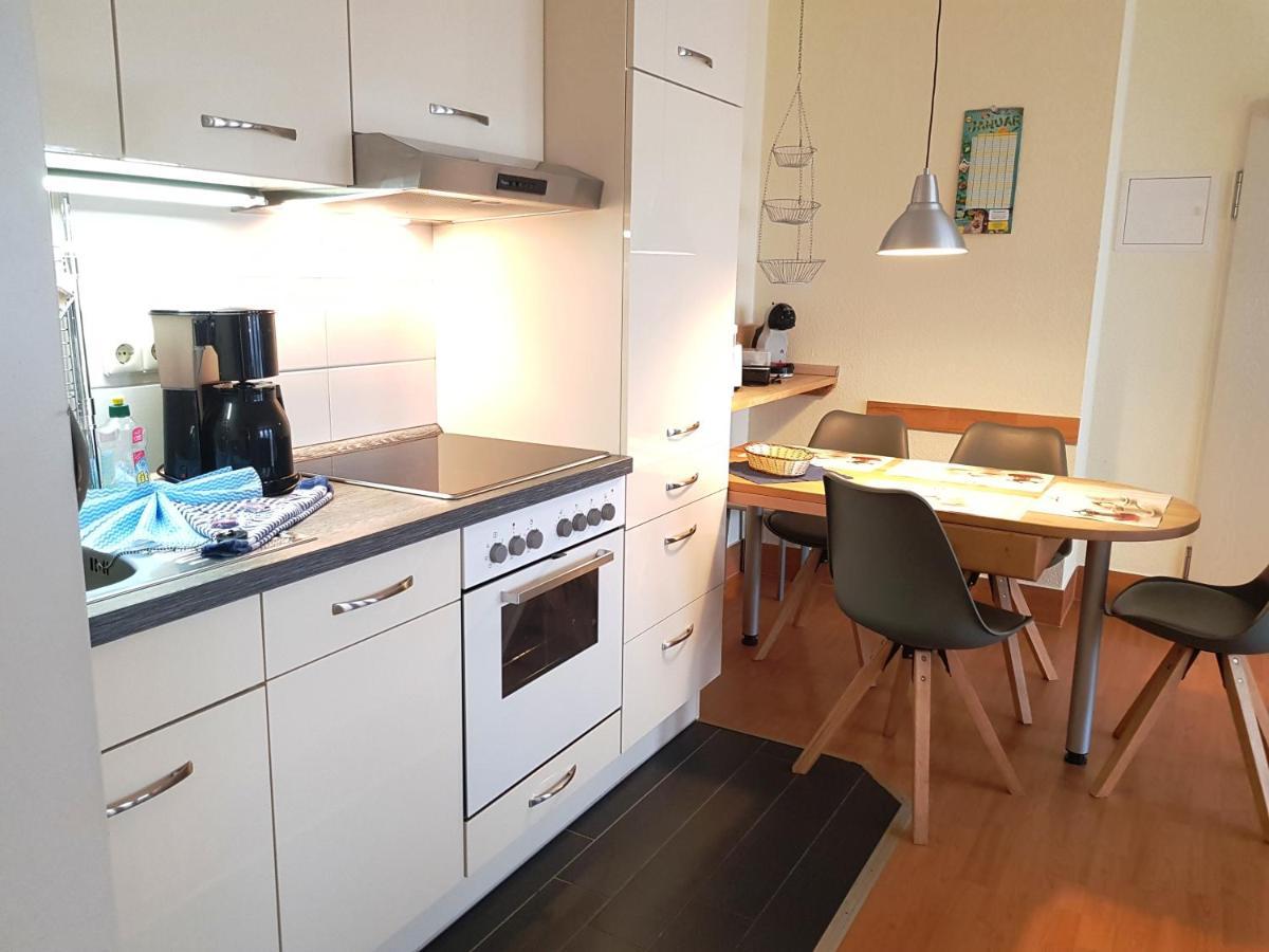 Ferienwohnung 5 Im Strandhaus Lobbe Eksteriør billede