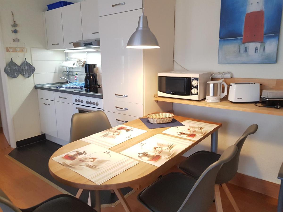 Ferienwohnung 5 Im Strandhaus Lobbe Eksteriør billede